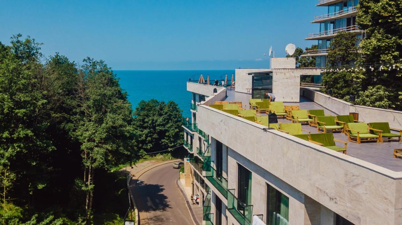 Capo Verde Hotel バトゥーミ エクステリア 写真