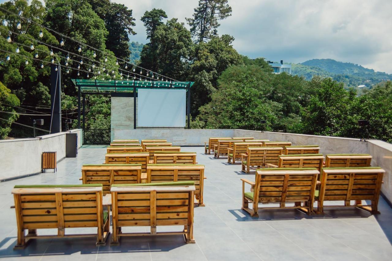 Capo Verde Hotel バトゥーミ エクステリア 写真