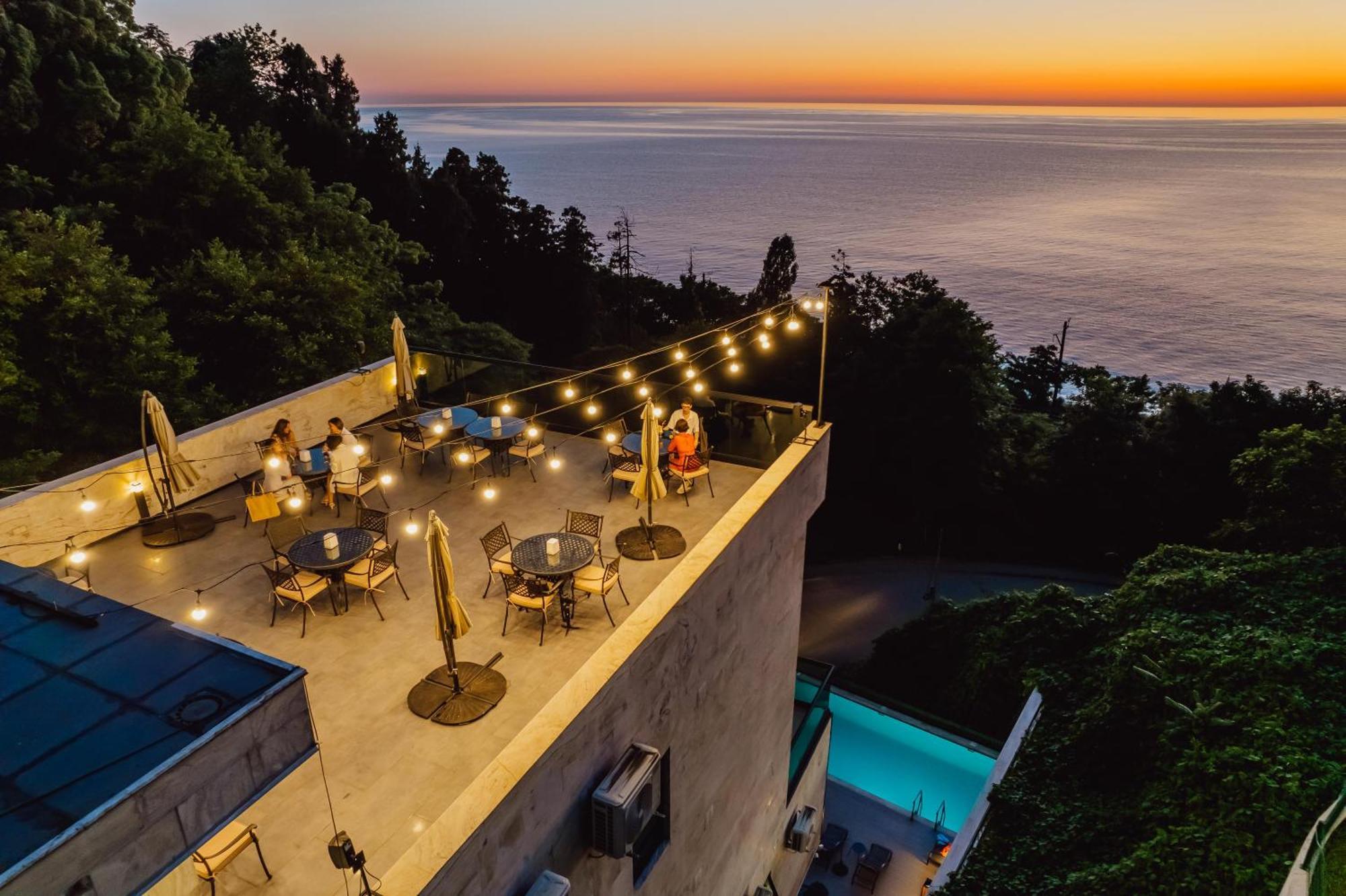 Capo Verde Hotel バトゥーミ エクステリア 写真