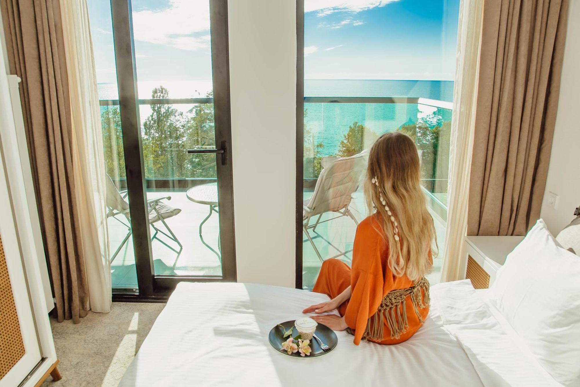 Capo Verde Hotel バトゥーミ エクステリア 写真